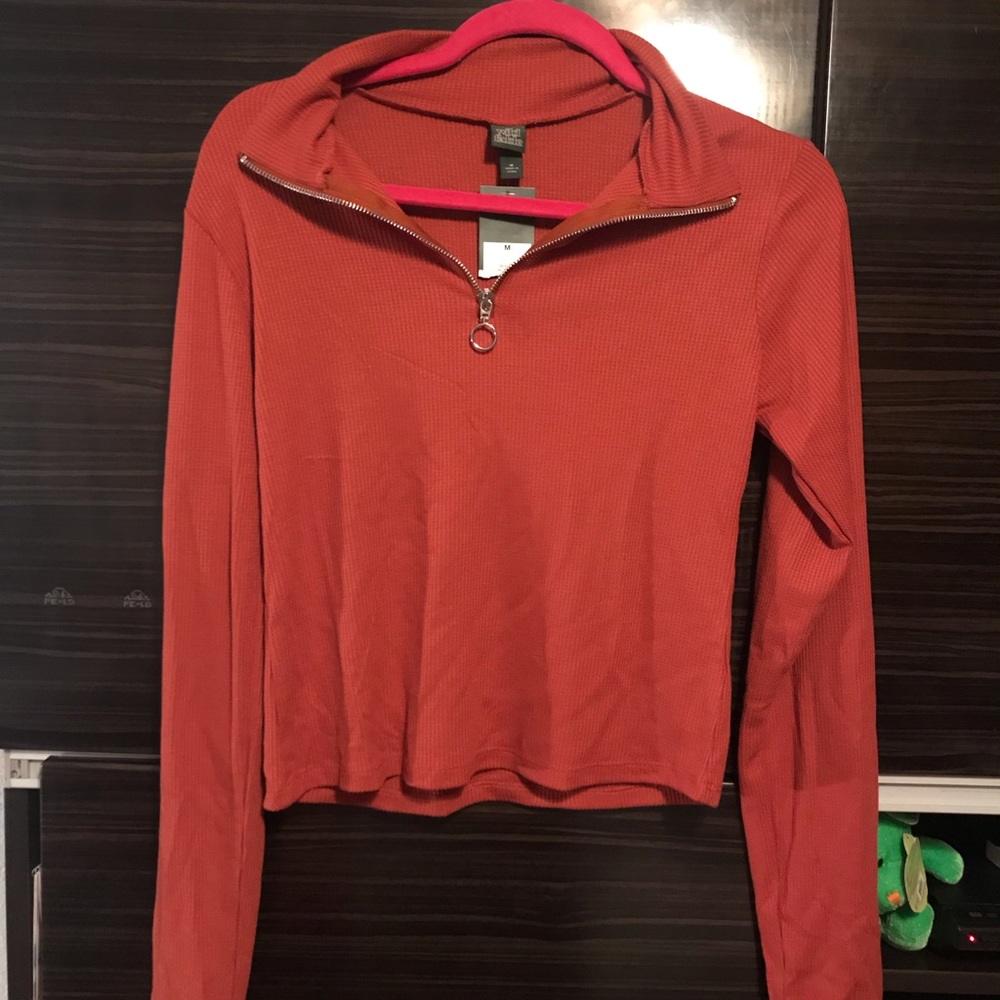 Red/Orange Long Sleeve Zipper